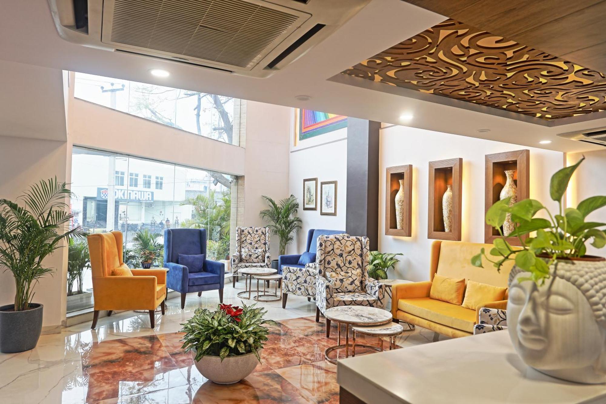 Hotel Oxmo Delhi Airport With Free Airport Transsfer New Delhi Buitenkant foto