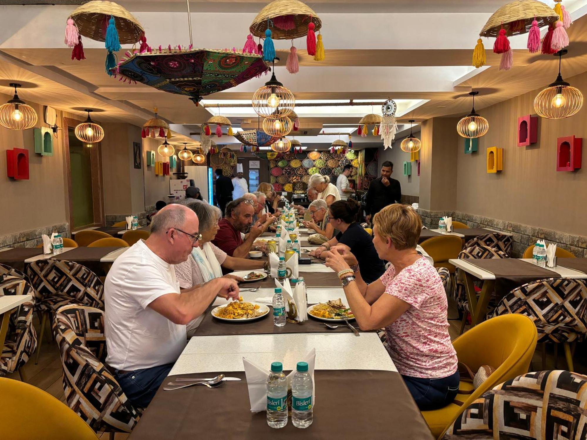 Hotel Oxmo Delhi Airport With Free Airport Transsfer New Delhi Buitenkant foto