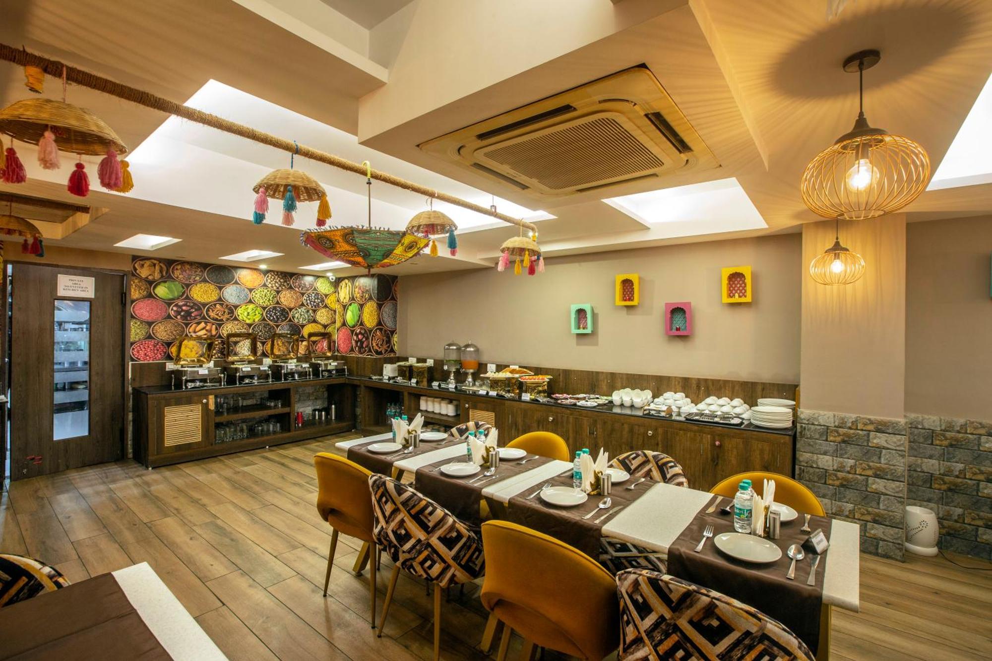 Hotel Oxmo Delhi Airport With Free Airport Transsfer New Delhi Buitenkant foto