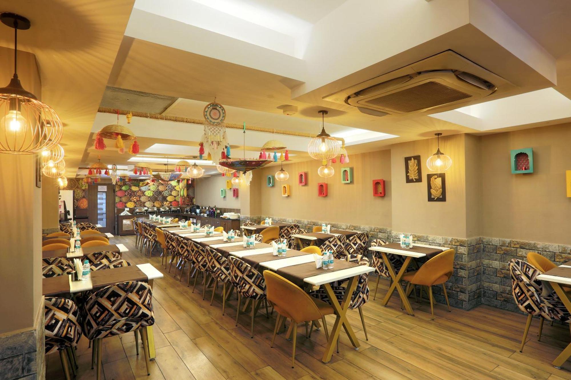 Hotel Oxmo Delhi Airport With Free Airport Transsfer New Delhi Buitenkant foto