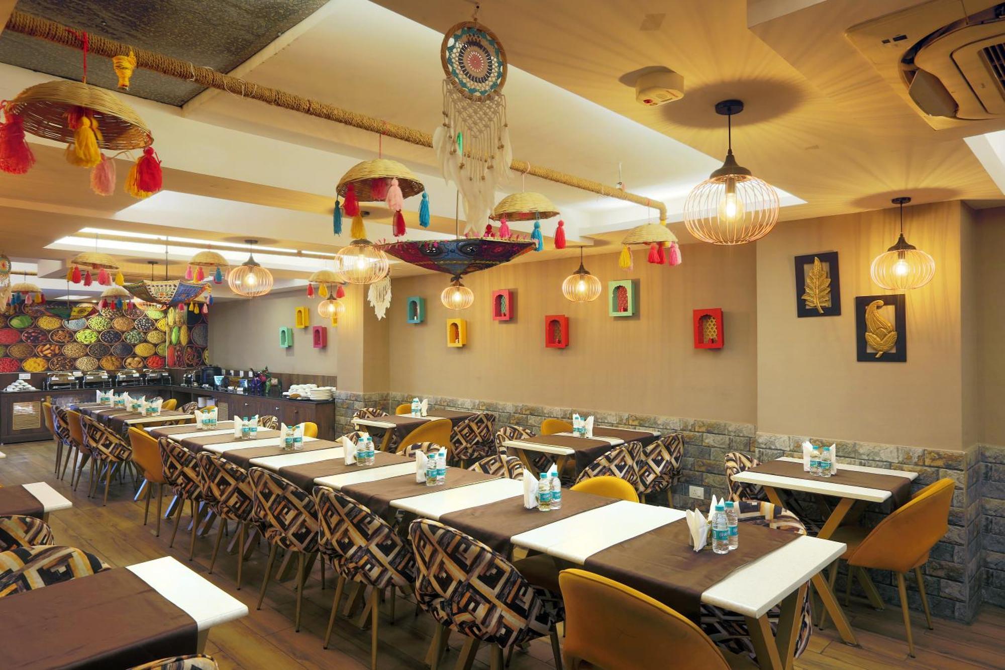Hotel Oxmo Delhi Airport With Free Airport Transsfer New Delhi Buitenkant foto