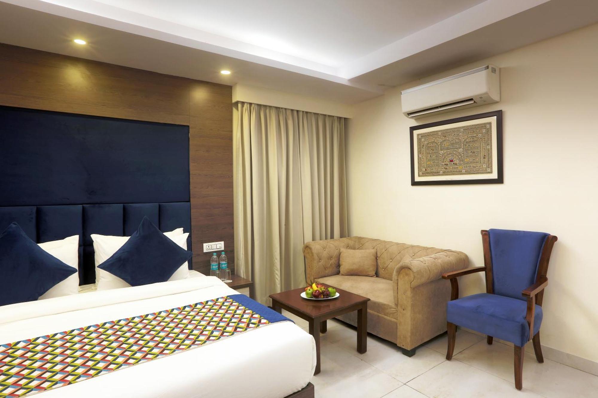Hotel Oxmo Delhi Airport With Free Airport Transsfer New Delhi Buitenkant foto