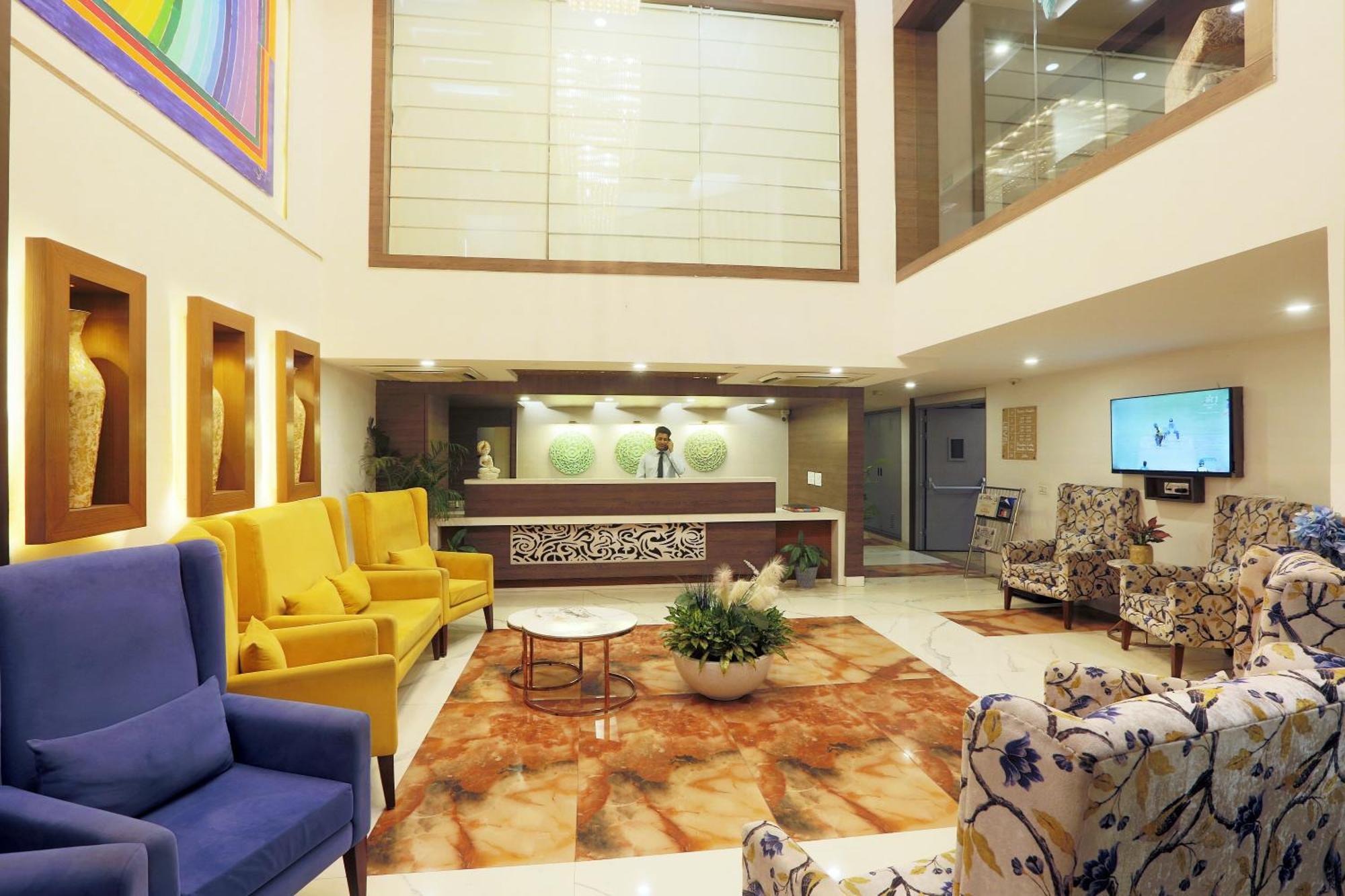 Hotel Oxmo Delhi Airport With Free Airport Transsfer New Delhi Buitenkant foto