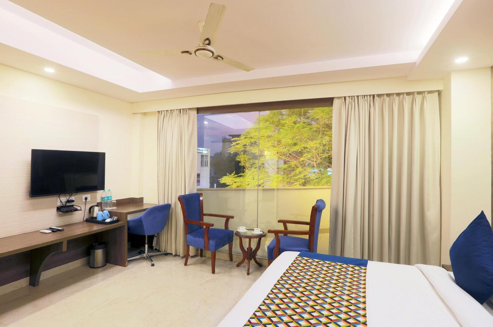 Hotel Oxmo Delhi Airport With Free Airport Transsfer New Delhi Buitenkant foto